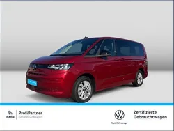 Rot Gebraucht 2022 VW Multivan Basis Van / Kleinbus | 46.490 € (Superpreis)
