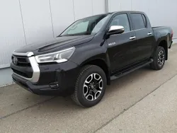 Ashgrau metallic Neu 2025 Toyota HiLux Abholung | 50.490 € (Superpreis)