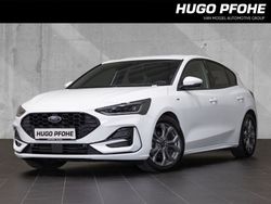 Frozen white uni Gebraucht 2024 Ford Focus ST-Line X Limousine | 23.950 € (Fairer Preis)