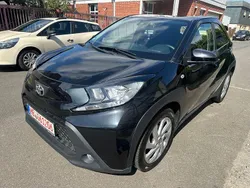 Night time black Gebraucht 2022 Toyota Aygo X-play Kleinwagen | 11.000 € (Guter Preis)