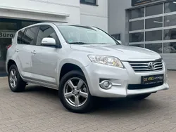 Silber Gebraucht 2012 Toyota RAV4 Travel SUV | 15.990 € (Fairer Preis)