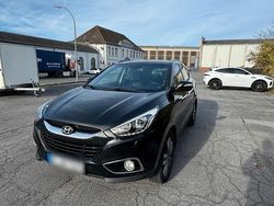 Schwarz Gebraucht 2013 Hyundai ix35 SUV | 12.000 € (Etwas zu teuer)