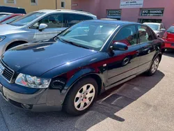 Blau Gebraucht 2001 Audi A4 Limousine | 950 € (Superpreis)
