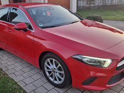 Rot Gebraucht 2019 Mercedes A200 Kleinwagen | 20.000 € (Guter Preis)