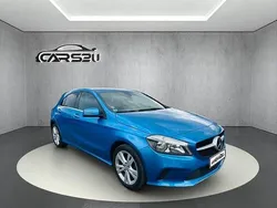 Blau Gebraucht 2016 Mercedes A180 Urban Limousine | 15.980 € (Fairer Preis)