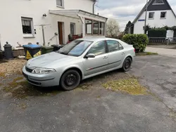 Grau Gebraucht 2003 Renault Laguna II Limousine | 1.600 € (Fairer Preis)
