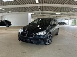 Gebraucht 2018 BMW 218 Gran Tourer Sport Line Van / Kleinbus | 18.200 € (Guter Preis)