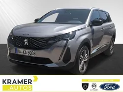 Grau Gebraucht 2023 Peugeot 5008 Allure Van / Kleinbus | 29.670 € (Fairer Preis)