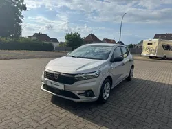 Grau Gebraucht 2021 Dacia Sandero Essentiel Kleinwagen | 8.480 € (Superpreis)