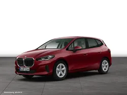 Piemont rot metallic Gebraucht 2024 BMW 216 Active Tourer Luxury Line Van / Kleinbus | 30.504 € (Etwas zu teuer)