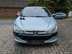 Andere außenfarben Gebraucht 2002 Peugeot 206 CC Cabrio | 1.450 € (Guter Preis)