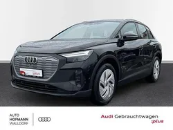 Mythosschwarz metallic Gebraucht 2022 Audi Q4 e-tron Basis SUV | 26.830 € (Fairer Preis)