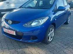 Blau Gebraucht 2009 Mazda 2 Kleinwagen | 2.799 €