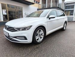 Weiß Gebraucht 2021 VW Passat Limousine | 16.888 € (Guter Preis)