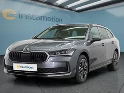 Grau Gebraucht 2024 Skoda Superb Kombi | 30.799 € (Guter Preis)