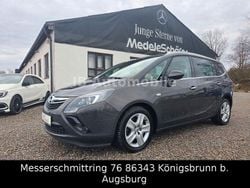 Grau Gebraucht 2012 Opel Zafira Tourer Innovation Van / Kleinbus | 6.490 € (Guter Preis)