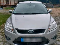 Silber Gebraucht 2009 Ford Focus Kombi | 3.500 € (Fairer Preis)