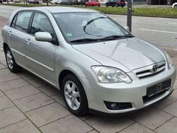 Silver metallic Gebraucht 2006 Toyota Corolla Edition Kleinwagen | 3.550 € (Fairer Preis)