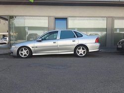 Silber Gebraucht 2000 Opel Vectra Comfort Limousine | 4.900 €