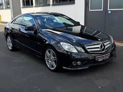 Schwarz Gebraucht 2010 Mercedes E250 AMG Coupé | 7.780 € (Fairer Preis)