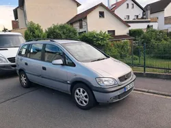 Silber Gebraucht 1999 Opel Zafira Van / Kleinbus | 1.250 €