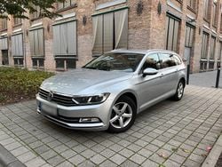 Grau Gebraucht 2017 VW Passat Kombi | 8.000 € (Fairer Preis)