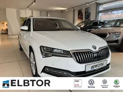 Weiß Gebraucht 2021 Skoda Superb Style Kombi | 21.480 € (Guter Preis)