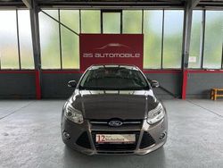 Braun Gebraucht 2012 Ford Focus Titanium Limousine | 6.490 € (Fairer Preis)