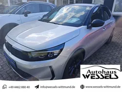 Silber Gebraucht 2024 Opel Corsa Kleinwagen | 18.950 € (Fairer Preis)