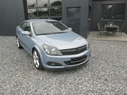 Blau Gebraucht 2006 Opel Astra Cabriolet Cosmo Cabrio | 2.200 € (Superpreis)