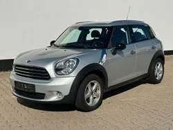Silber Gebraucht 2012 Mini One D Countryman SUV | 8.490 €