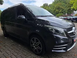 Schwarz Gebraucht 2022 Mercedes V300 Avantgarde Van / Kleinbus | 58.950 € (Fairer Preis)