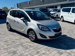 Silber Gebraucht 2013 Opel Meriva Active Van / Kleinbus | 4.490 € (Guter Preis)