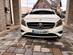 Weiß Gebraucht 2014 Mercedes A180 Kleinwagen | 12.000 € (Fairer Preis)