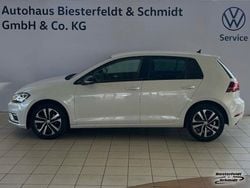 Oryxweiß perlmutteffekt (metallic) Gebraucht 2021 VW Golf VIII Limousine | 18.990 € (Guter Preis)