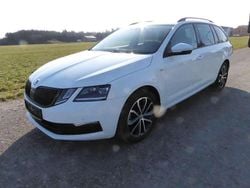 Laserweiss Gebraucht 2020 Skoda Octavia Soleil Kombi | 22.250 € (Guter Preis)