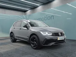 Grau Gebraucht 2024 VW Tiguan Style SUV | 44.899 € (Fairer Preis)