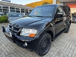 Schwarz Gebraucht 2003 Mitsubishi Pajero Elegance SUV | 15.800 €
