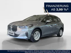 Skyscraper grau metallic Gebraucht 2023 BMW 225 Active Tourer Luxury Line Van / Kleinbus | 33.890 € (Guter Preis)