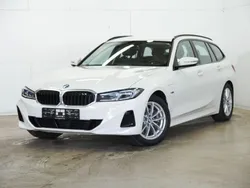 Alpinweiss 3 Gebraucht 2023 BMW 330e Sport Line Kombi | 36.180 € (Superpreis)