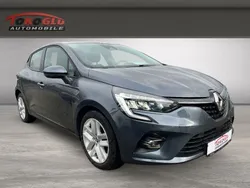 Grau Gebraucht 2021 Renault Clio V Business Limousine | 12.490 € (Fairer Preis)