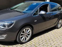 Grau Gebraucht 2011 Opel Astra Innovation Kombi | 3.200 € (Superpreis)