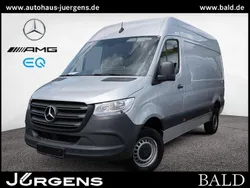 Iridiumsilber metallic Gebraucht 2024 Mercedes Sprinter Van | 34.498 € (Superpreis)