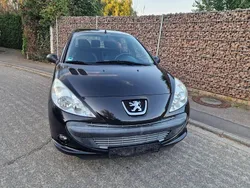 Schwarz Gebraucht 2011 Peugeot 206+ Kleinwagen | 2.900 € (Teuer)