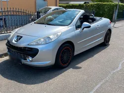 Silber Gebraucht 2009 Peugeot 207 CC Cabrio | 3.190 € (Fairer Preis)