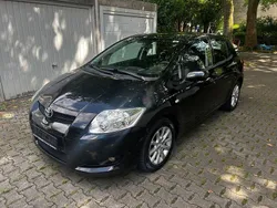 Schwarz Gebraucht 2009 Toyota Auris Limousine | 5.950 € (Fairer Preis)