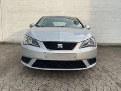 Silber Gebraucht 2016 Seat Ibiza Style Limousine | 6.400 € (Fairer Preis)