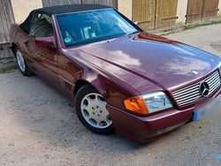 Rot Gebraucht 1992 Mercedes SL300 Cabrio | 21.990 €