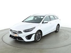 Weiß Gebraucht 2022 Kia Ceed Spirit Kombi | 21.990 €