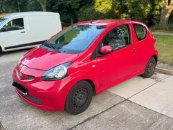 Rot Gebraucht 2006 Toyota Aygo Kleinwagen | 1.000 € (Guter Preis)